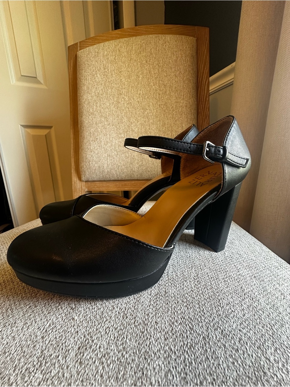 Naturalizer Bandele Black Mary Jane Block Heel platform Pumps - 7.5 - Picture 7 of 9